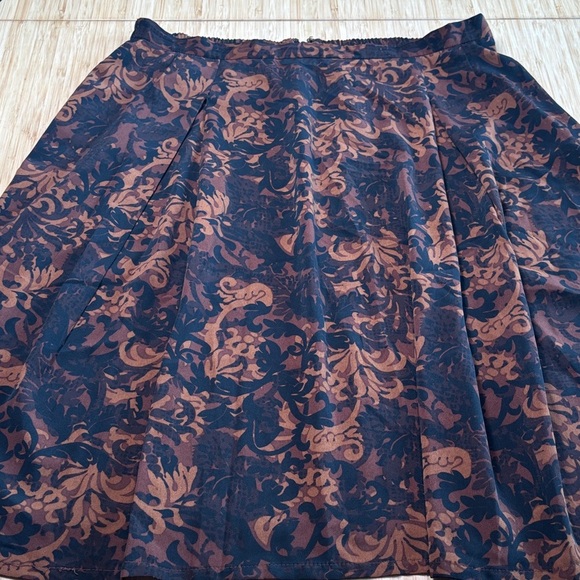r&k originals Dresses & Skirts - Elegant Brown and Black Patterned Midi Skirt